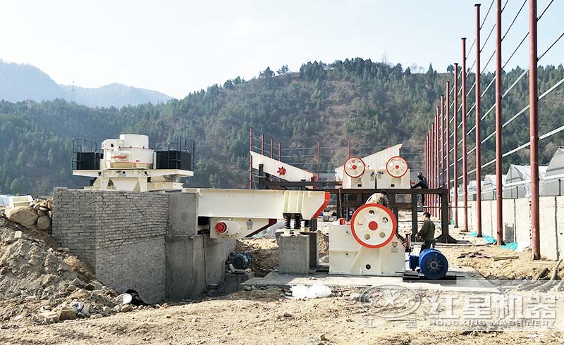 機(jī)制砂加工現(xiàn)場實(shí)拍 機(jī)制砂加工現(xiàn)場實(shí)拍